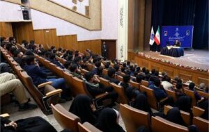 بیش از ۴۰ میلیون ایرانی از پیامرسانهای داخلی استفاده میکنند بیش از ۴۰ میلیون ایرانی از پیامرسانهای داخلی استفاده میکنند