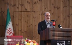 وزیر صمت: در تامین اتوبوس نیازمند خارجیها نیستیم وزیر صمت: در تامین اتوبوس نیازمند خارجیها نیستیم