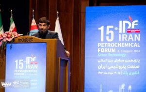 سرمایه گذاری ۴۰ میلیارد دلاری صنعت پتروشیمی در برنامه هشتم توسعه سرمایه گذاری ۴۰ میلیارد دلاری صنعت پتروشیمی در برنامه هشتم توسعه