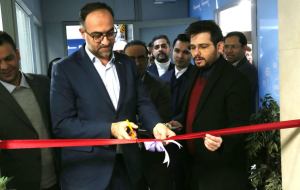 “میز خدمت” نماد تکریم ذینفعان و پاسداری از برند بیمه سیناست “میز خدمت” نماد تکریم ذینفعان و پاسداری از برند بیمه سیناست